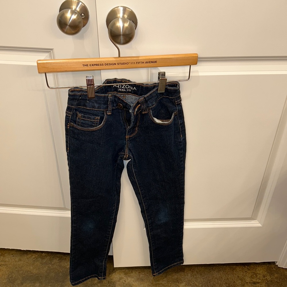 Arizona girl skinny jeans, size 7 Regular. Great condition!